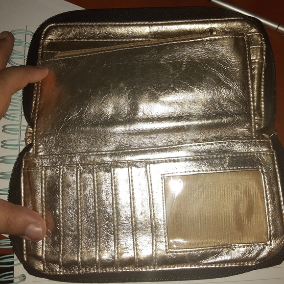 Ed Hardy - Picture 2 of 2